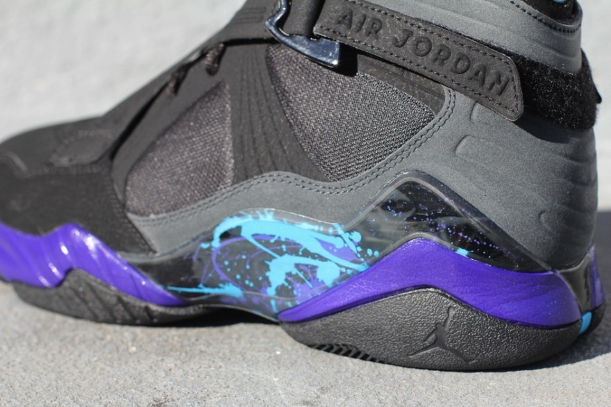 michael jordan wearing aqua 8