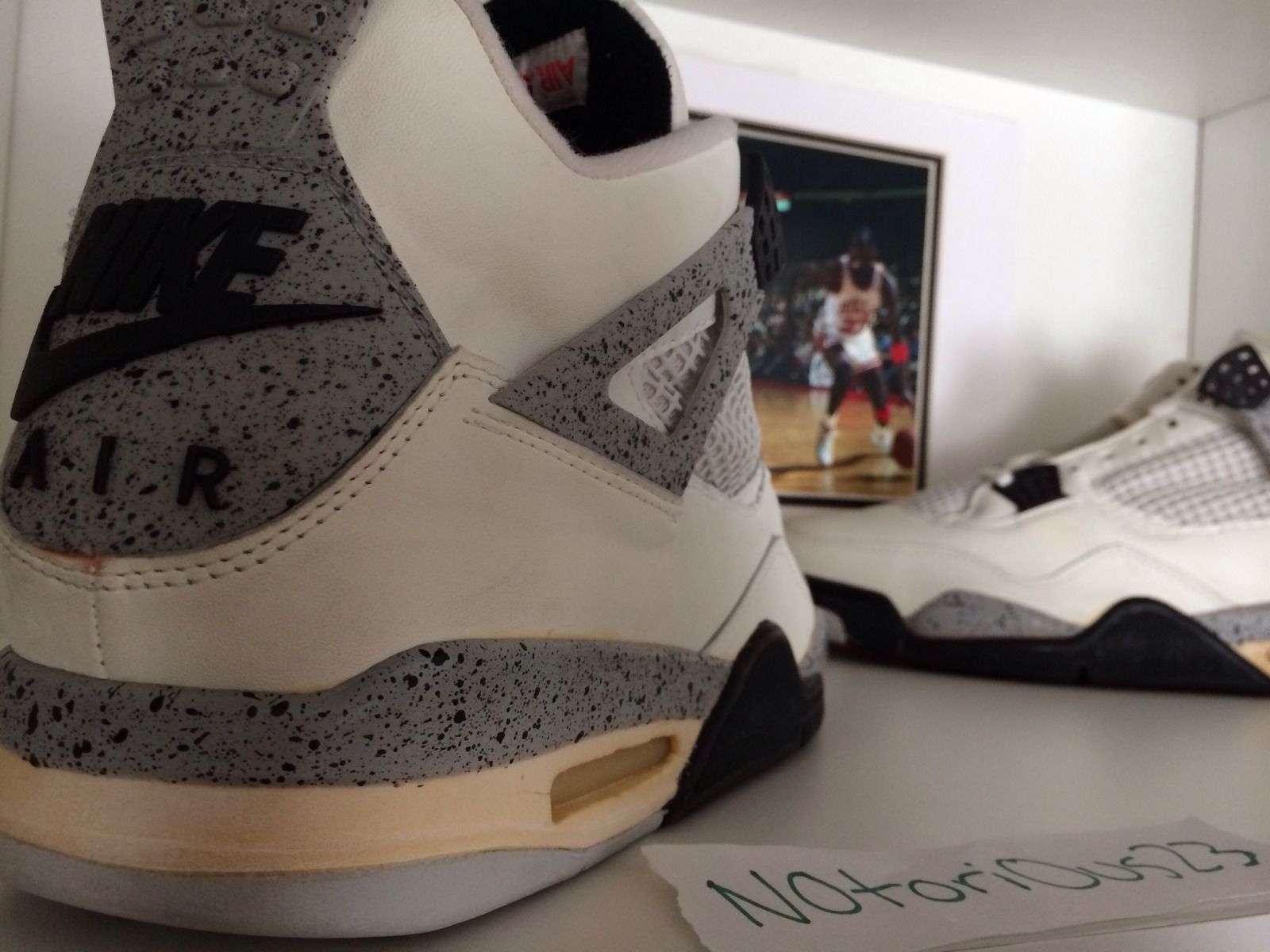 Air Jordan 4: 