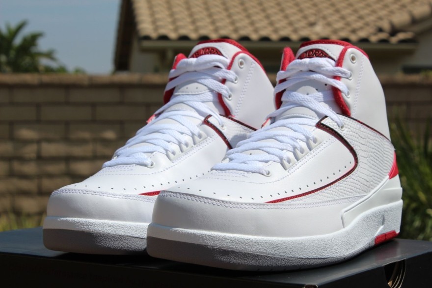 red white retro 2