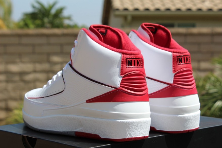 red white retro 2