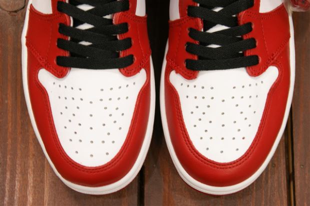 Air Jordan 1 Retro High Og Bulls In 5 Days Page 2 Of 2 Air Jordans Release Dates And More 2860