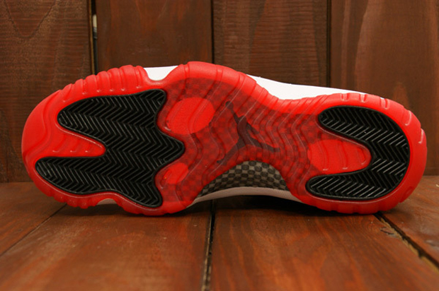 air jordan 11 low bred 2020