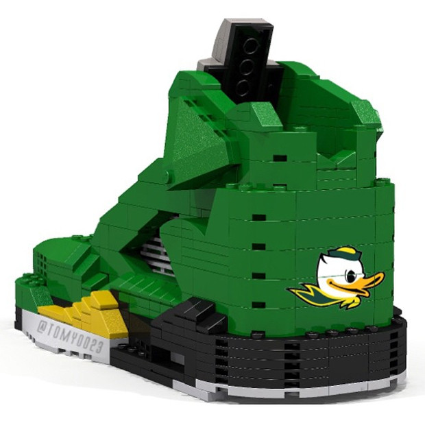 air-jordan-5-oregon-ducks-lego-1