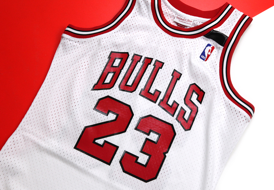 mitchell and ness jordan 23 jersey