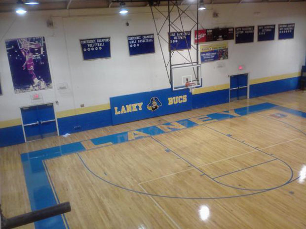 laney-high-school-basketball-1