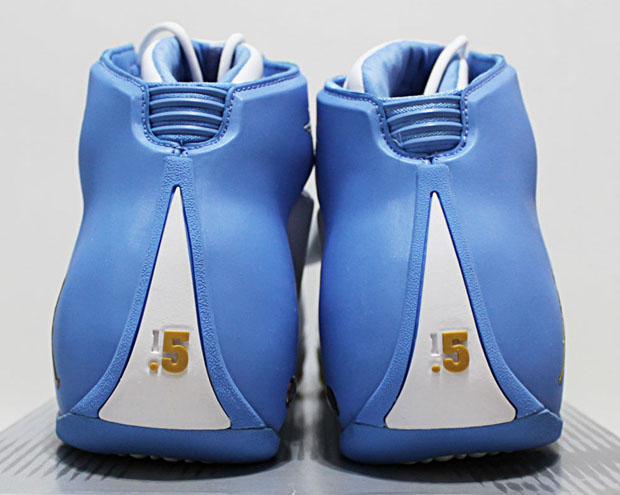 carmelo anthony shoes 2004