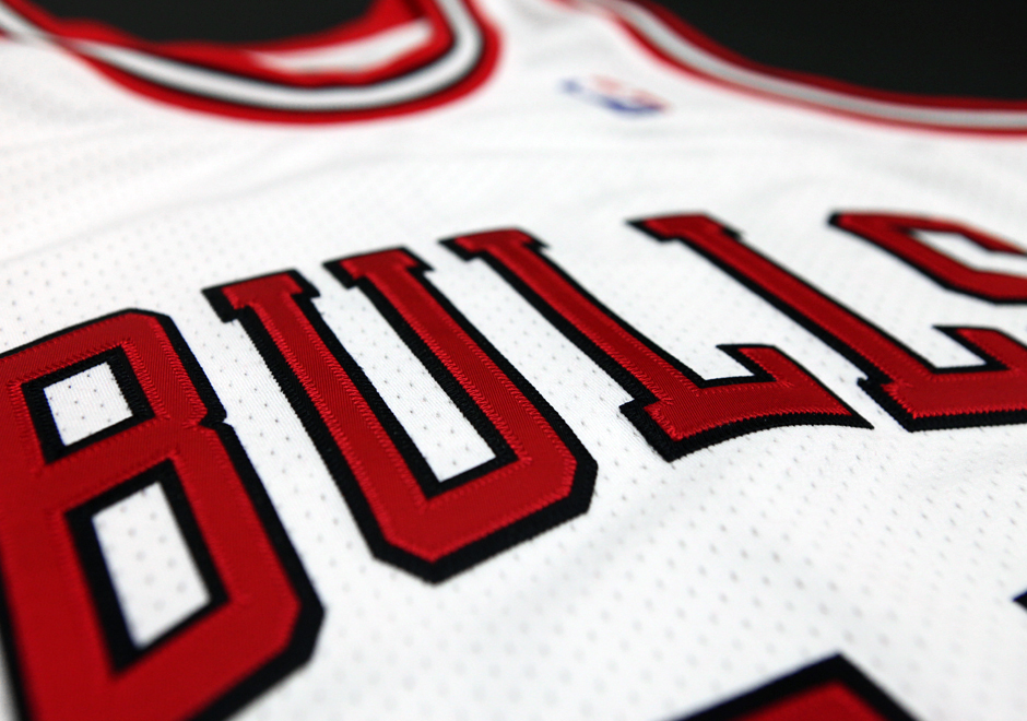 Mitchell & Ness Releasing Michael Jordan's Number 45 Comeback