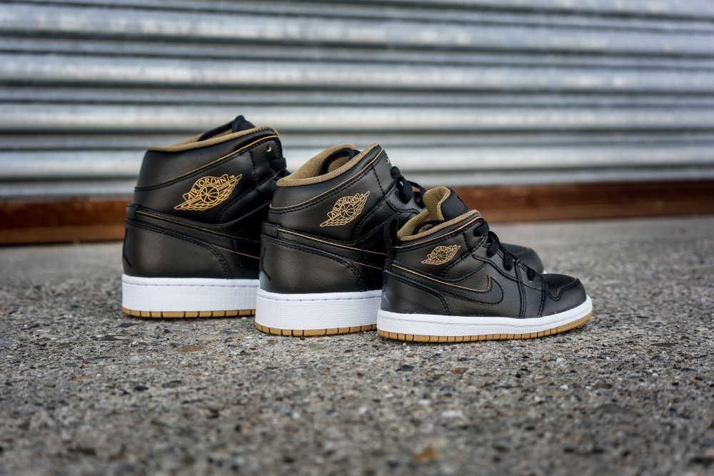 Jordan 1 outlet mid black gold