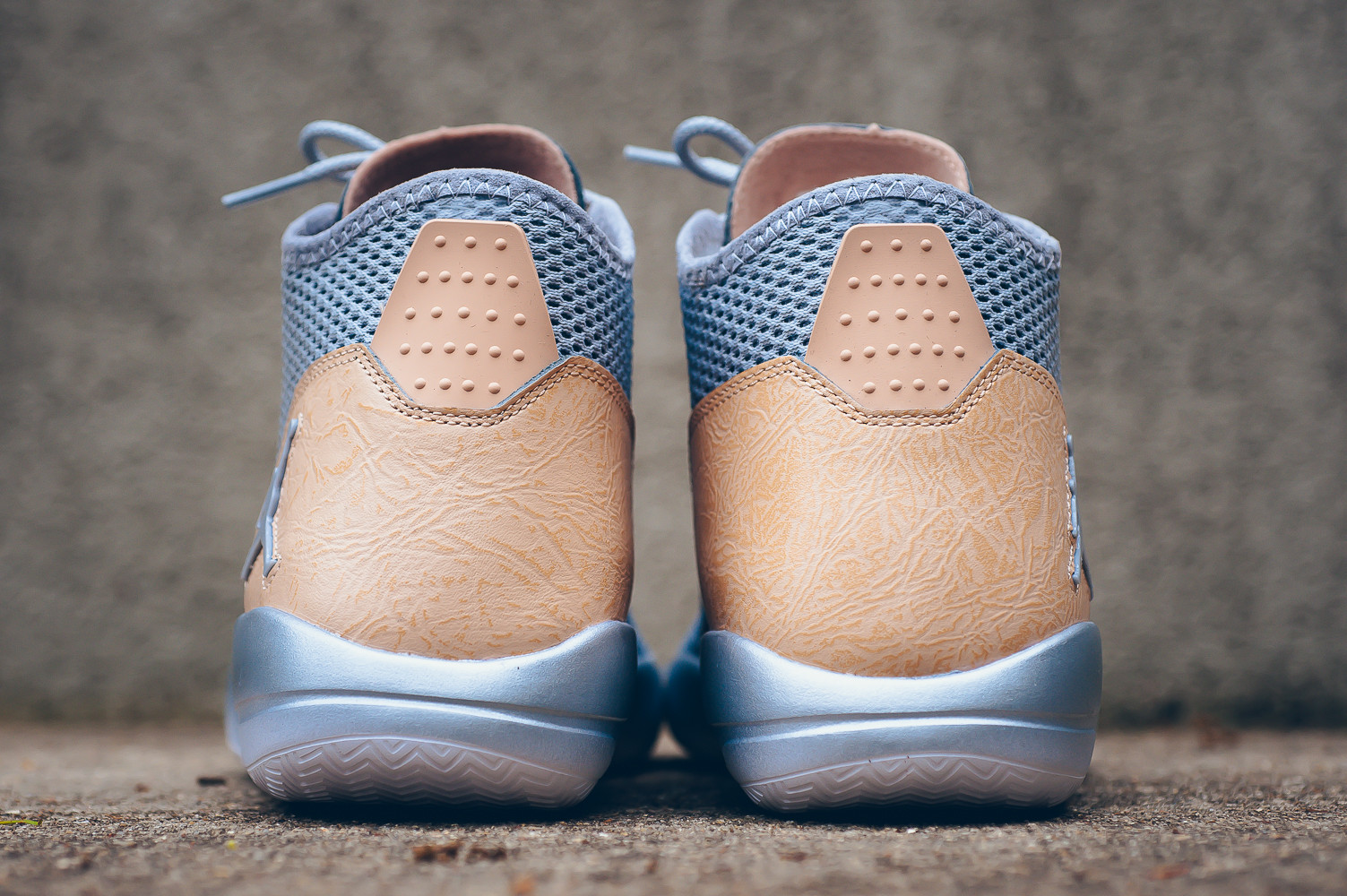 Jordan reveal on feet outlet