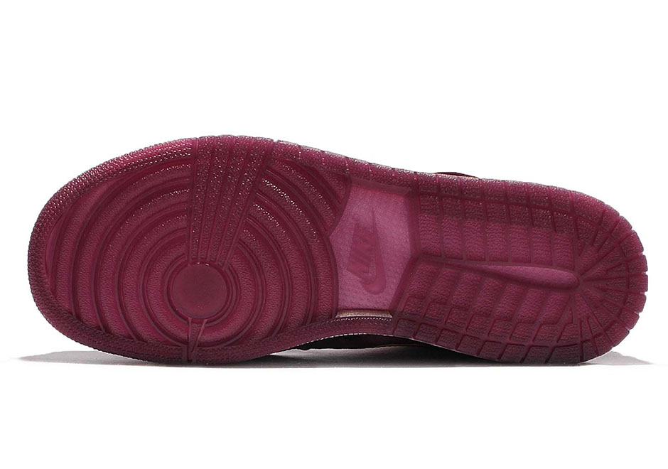 Diligencia Decorativo Elocuente Air Jordan 1 Heiress Gets Red Velvet Treatment - Air Jordans, Release Dates  & More | JordansDaily.com