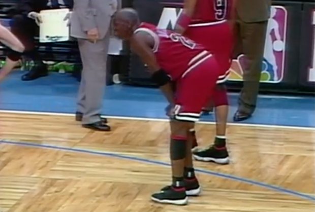 jordan wearing jordan 11 low