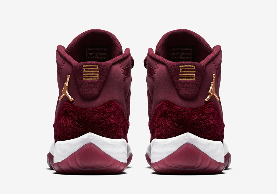 Air jordan sale red velvet 4