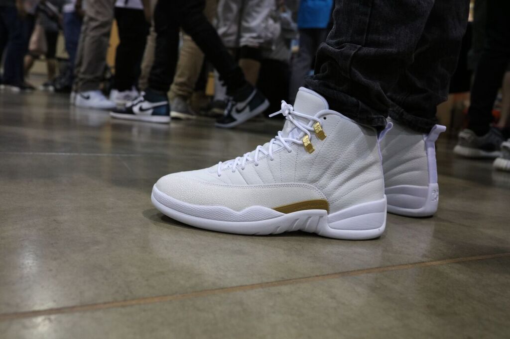 Phoenix sneaker main image 0