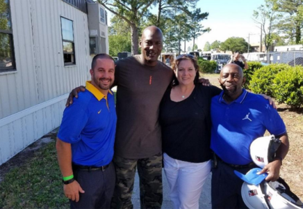 nike air jordan iv bred