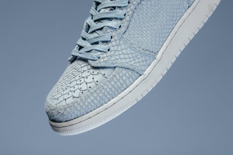 nike air force one low black and white