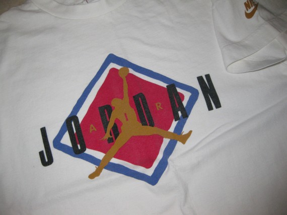 Vintage Gear: Air Jordan VII Diamond Logo T-Shirt