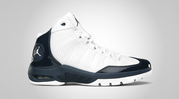 Play In These Swarovski Crystallized Jordans For $1500 Or Less - Air ...