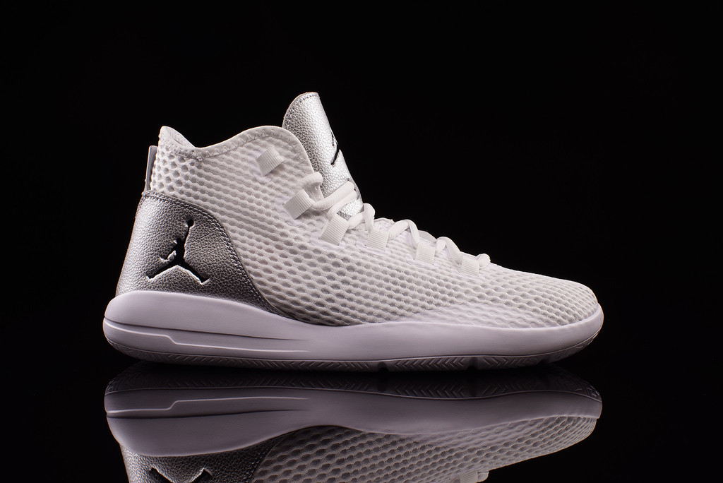 Jordan Reveal "White/Metallic Silver" - Air Jordans, Release Dates