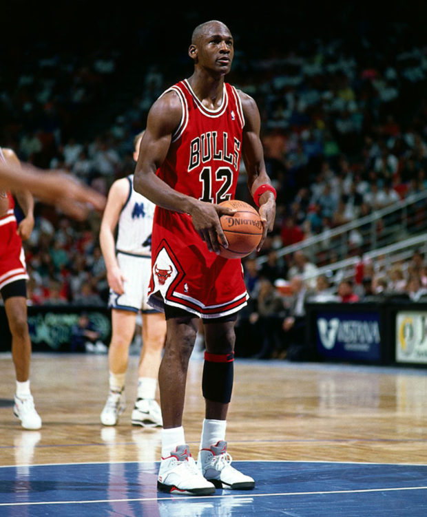 27 Years Ago Michael Jordan Dropped 49 Points While Wearing #12 - Air ...